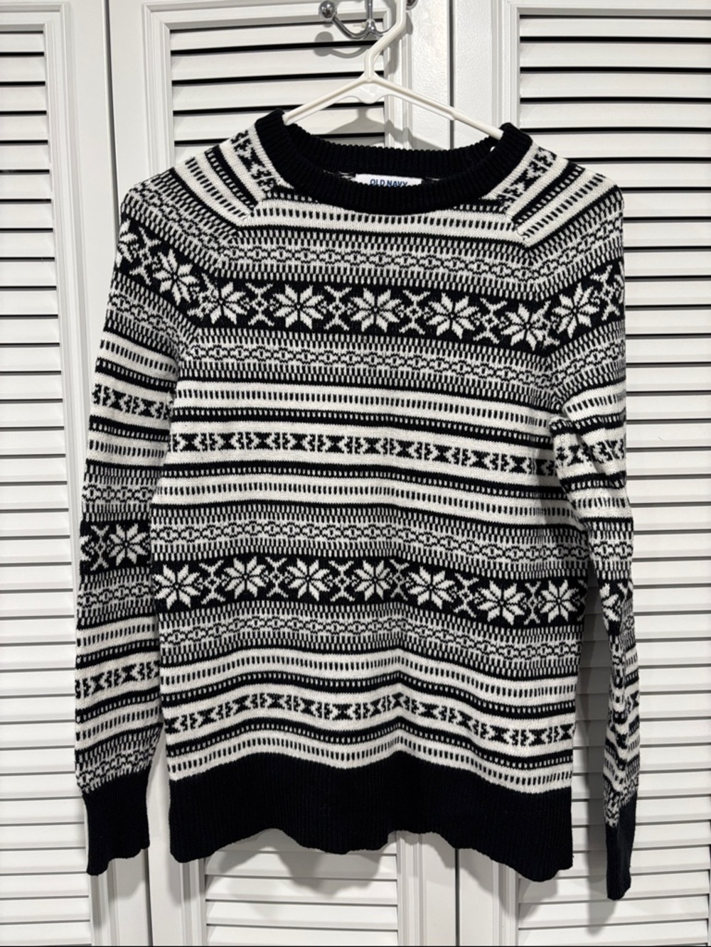 Old Navy Black & White Fair Isle Crewneck Sweater